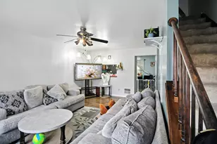 2110 Yorktowne Dr, Valparaiso, IN 46383 - Photo 6