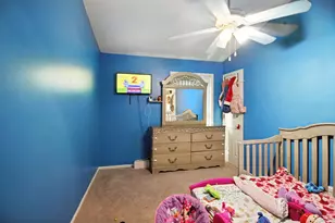 2110 Yorktowne Dr, Valparaiso, IN 46383 - Photo 24