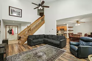 622 Brookside Dr, Crown Point, IN 46307 - Photo 8