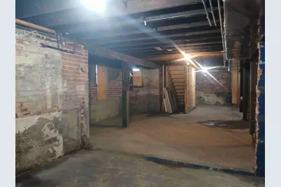 2243 W 10th Place, Gary, IN 46404 - Photo 32