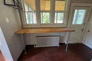 484 Grove Ave, Valparaiso, IN 46385 - Photo 8