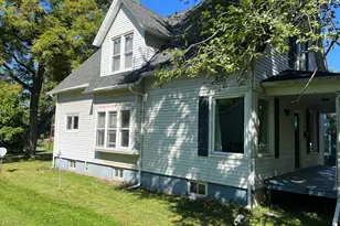 484 Grove Ave, Valparaiso, IN 46385 - Photo 24