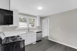 12917 Fulton St, Cedar Lake, IN 46303 - Photo 10