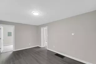 12917 Fulton St, Cedar Lake, IN 46303 - Photo 14