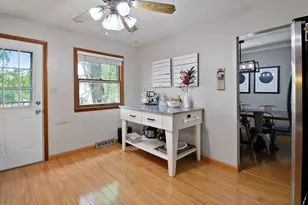 1710 Peachtree Dr, Valparaiso, IN 46383 - Photo 8