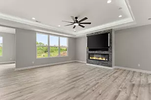 4292 W 77th Pl, Merrillville, IN 46410 - Photo 8