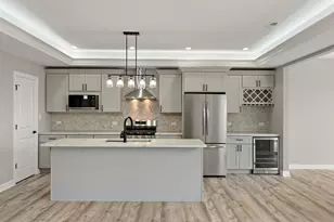 4292 W 77th Pl, Merrillville, IN 46410 - Photo 14