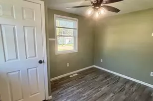 308 E Bates St, Hebron, IN 46341 - Photo 6