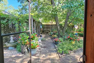 1025 N Vanderburg St, Gary, IN 46403 - Photo 54