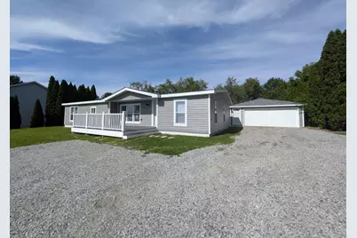 709 W Wilson Street, Hebron, IN 46341 - Photo 2