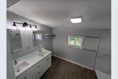 709 W Wilson Street, Hebron, IN 46341 - Photo 8