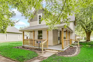 524 N Market St, Winamac, IN 46996 - Photo 12