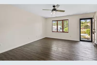 850 Jordan Circle, Schererville, IN 46375 - Photo 4