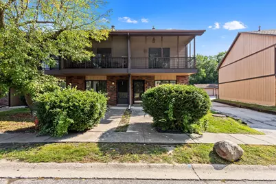 850 Jordan Circle, Schererville, IN 46375 - Photo 2