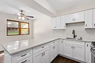 850 Jordan Cir, Schererville, IN 46375 - Photo 6