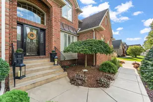 1127 Stonebridge Dr, Schererville, IN 46375 - Photo 4