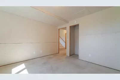 2255 Naples Drive, Valparaiso, IN 46385 - Photo 56