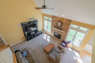 2255 Naples Dr, Valparaiso, IN 46385 - Photo 36