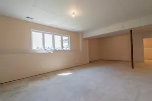 2255 Naples Dr, Valparaiso, IN 46385 - Photo 54