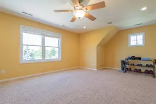 2255 Naples Dr, Valparaiso, IN 46385 - Photo 46