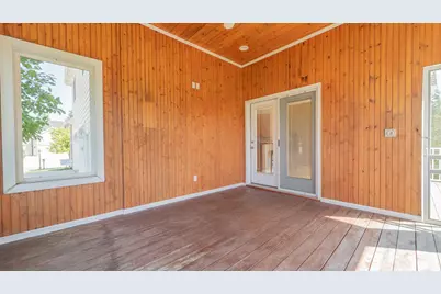 2255 Naples Drive, Valparaiso, IN 46385 - Photo 24