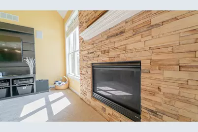 2255 Naples Drive, Valparaiso, IN 46385 - Photo 10