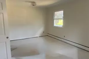 816 Water St, Hobart, IN 46342 - Photo 10