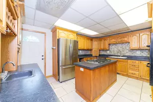 220 S Linda St, Hobart, IN 46342 - Photo 14