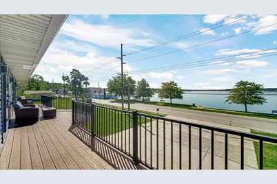 7912 Lake Shore Drive, Cedar Lake, IN 46303 - Photo 12