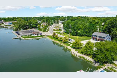 7912 Lake Shore Drive, Cedar Lake, IN 46303 - Photo 4