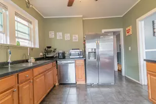 1813 Sheridan Ave, Whiting, IN 46394 - Photo 4