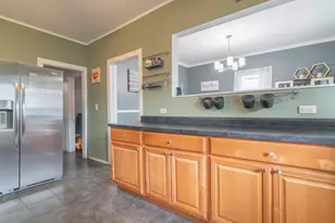 1813 Sheridan Ave, Whiting, IN 46394 - Photo 6