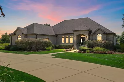 3310 Pepper Creek Bridge Pkwy, Valparaiso, IN 46385 - Photo 2