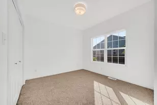 476 Magnolia Ln, Chesterton, IN 46304 - Photo 18