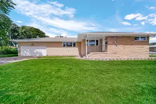 8304 Monroe Ave, Munster, IN 46321 - Photo 1