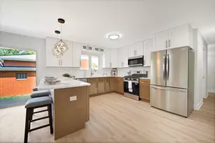 8304 Monroe Ave, Munster, IN 46321 - Photo 12