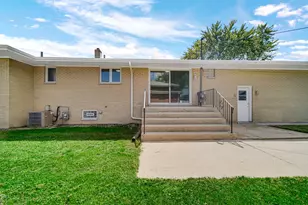 8304 Monroe Ave, Munster, IN 46321 - Photo 34