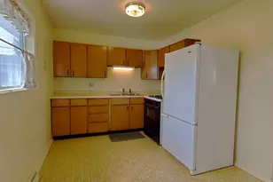 805 W Washington St, Rensselaer, IN 47978 - Photo 6