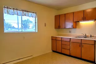 805 W Washington St, Rensselaer, IN 47978 - Photo 6