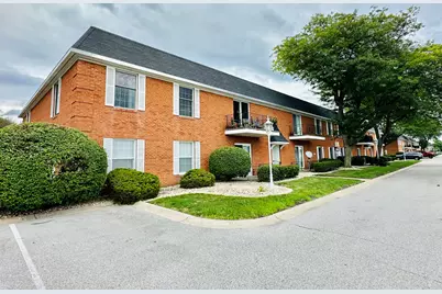 1618 Camellia Drive #D2, Munster, IN 46321 - Photo 1