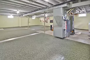 7911 Jackson Ave, Munster, IN 46321 - Photo 14