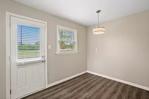 1107 W 63rd Ave, Merrillville, IN 46410 - Photo 6