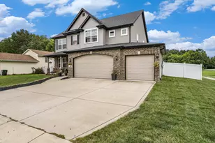 1891 Cooke St, Hobart, IN 46342 - Photo 2