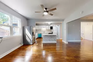 720 Maryland St, Gary, IN 46402 - Photo 10