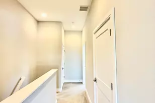 380 N Indiana Ave, Crown Point, IN 46307 - Photo 16