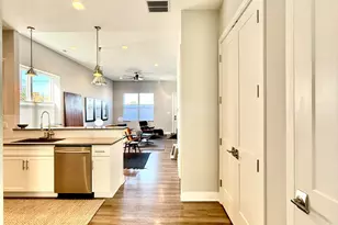 380 N Indiana Ave, Crown Point, IN 46307 - Photo 12