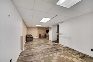 1524 Monroe St, La Porte, IN 46350 - Photo 26