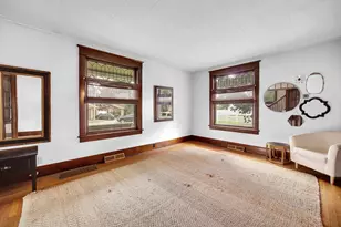 1524 Monroe St, La Porte, IN 46350 - Photo 4