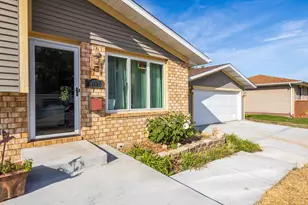 5826 Keller Ave, Portage, IN 46368 - Photo 2