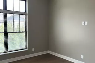 208 N Campbell St, Valparaiso, IN 46385 - Photo 20